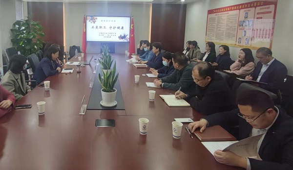 安徽AG贵宾会地产集团工会举行康健知识专题讲座
