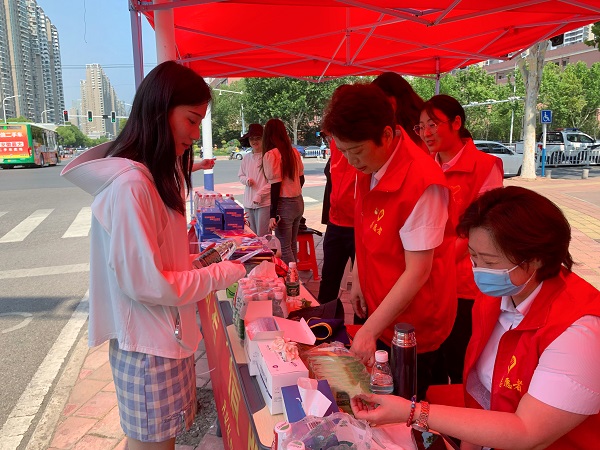 助力学子圆梦，践行国企继续  安徽AG贵宾会地产集团组织爱心助考公益运动